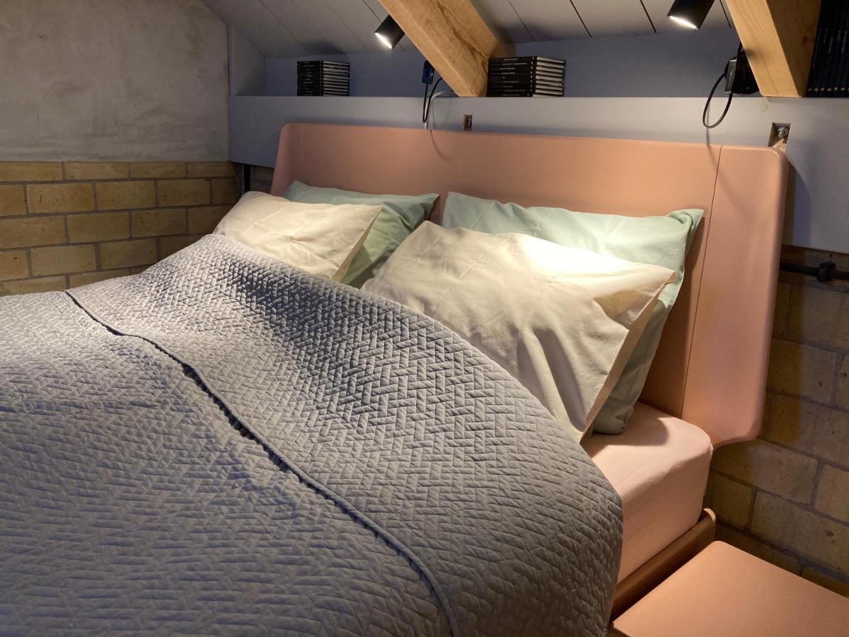 Tiny house Van hoogspanning naar ontspanning Wirdum Buitenkant foto