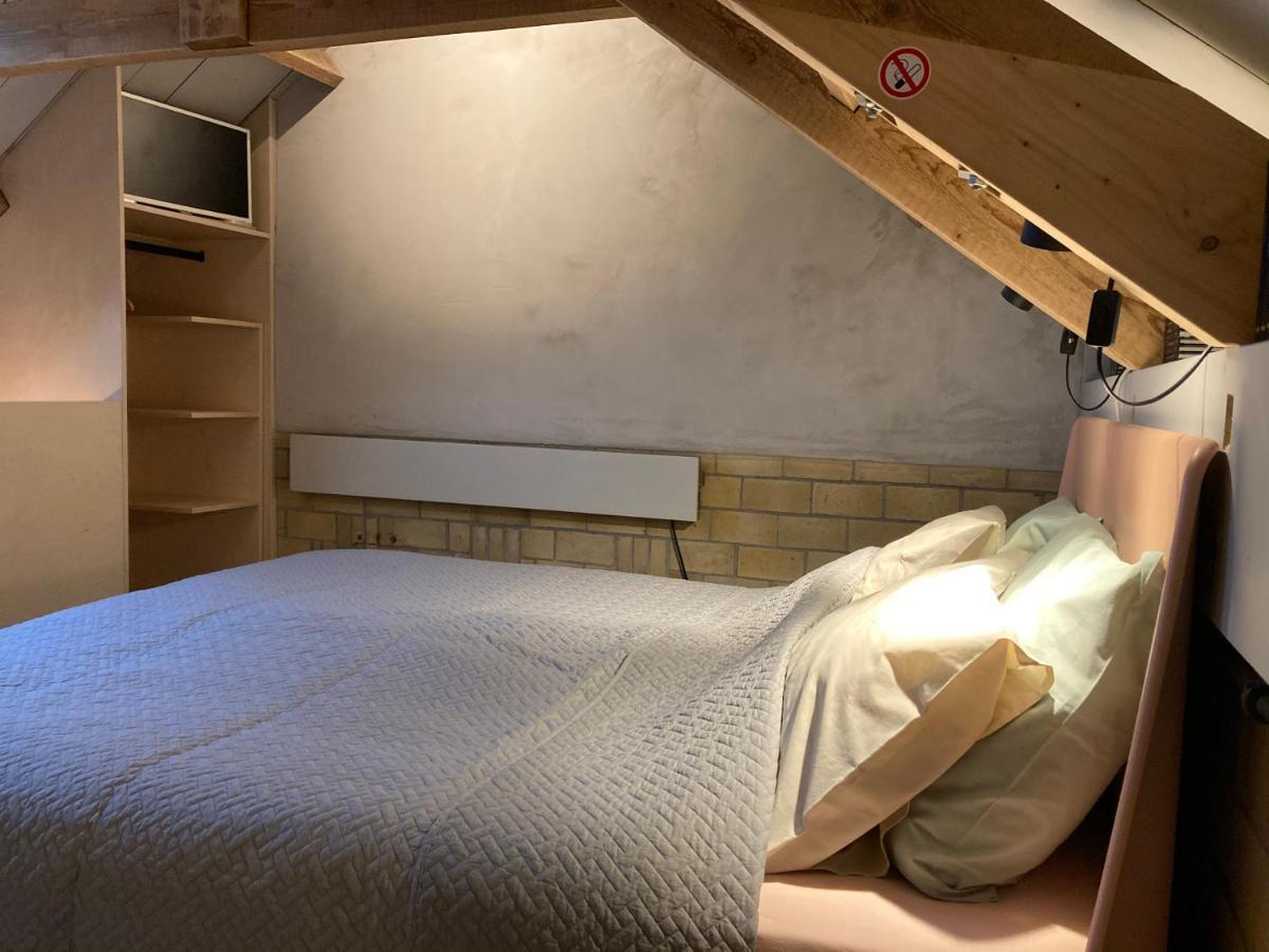 Tiny house Van hoogspanning naar ontspanning Wirdum Buitenkant foto
